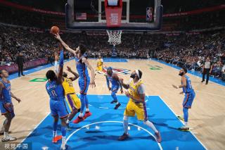 年轻球员往 年轻球员往