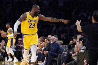 以惊人的 以惊人的