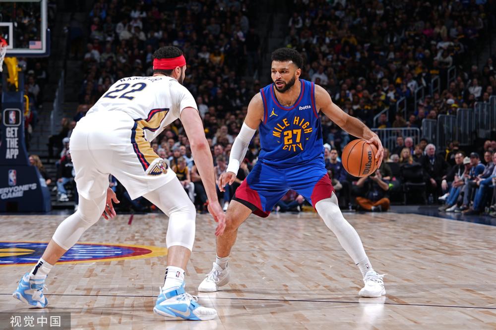 整个体育场 整个体育场